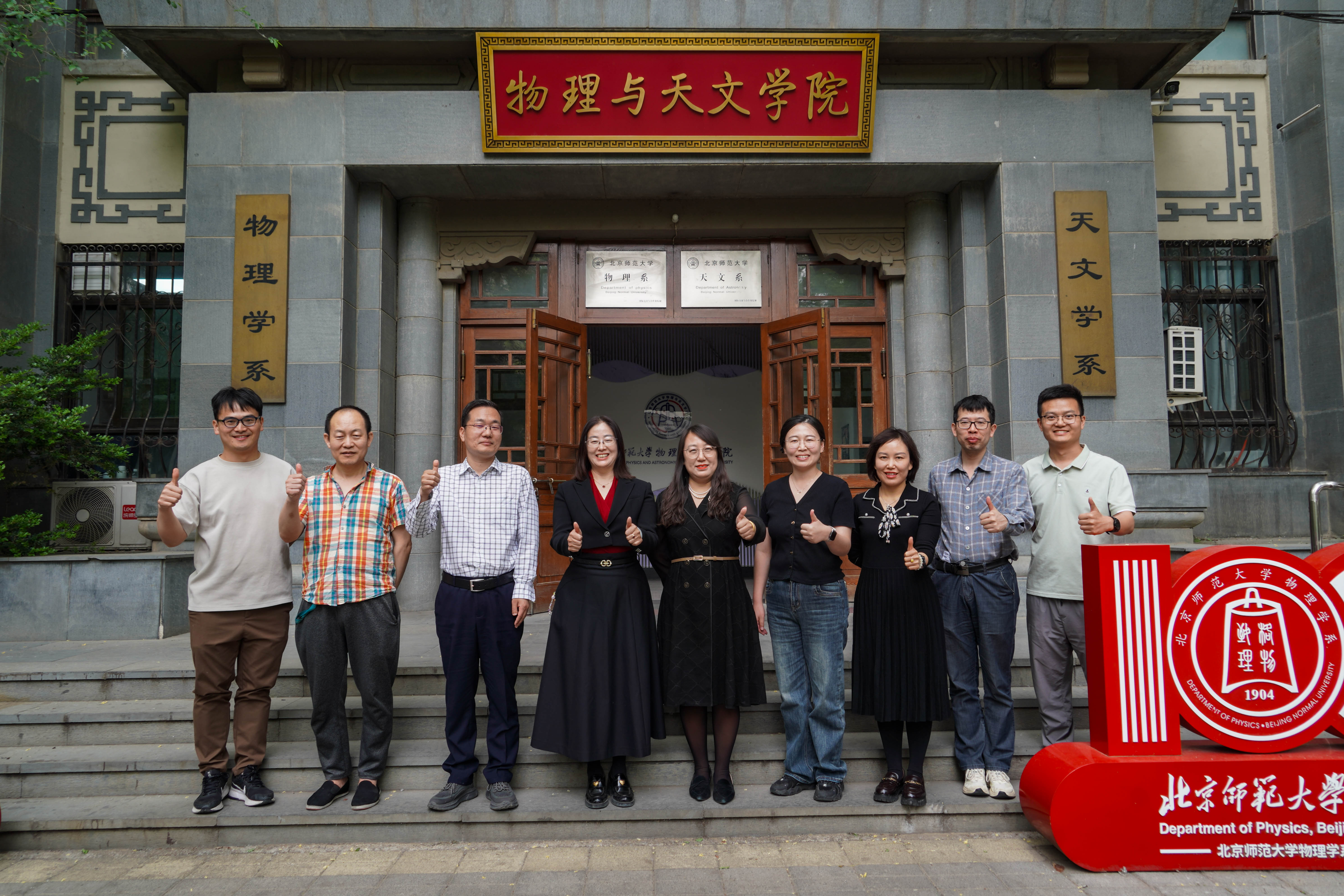 成人网
-17.jpg